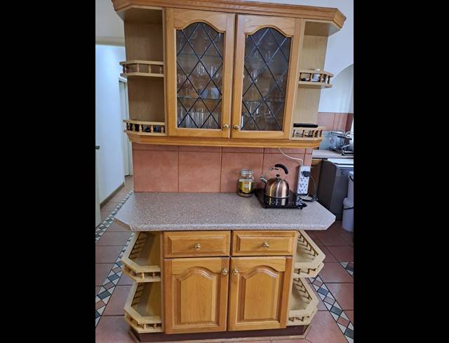 12 BEDROOM HOUSE FOR SALE IN HAYFIELDS